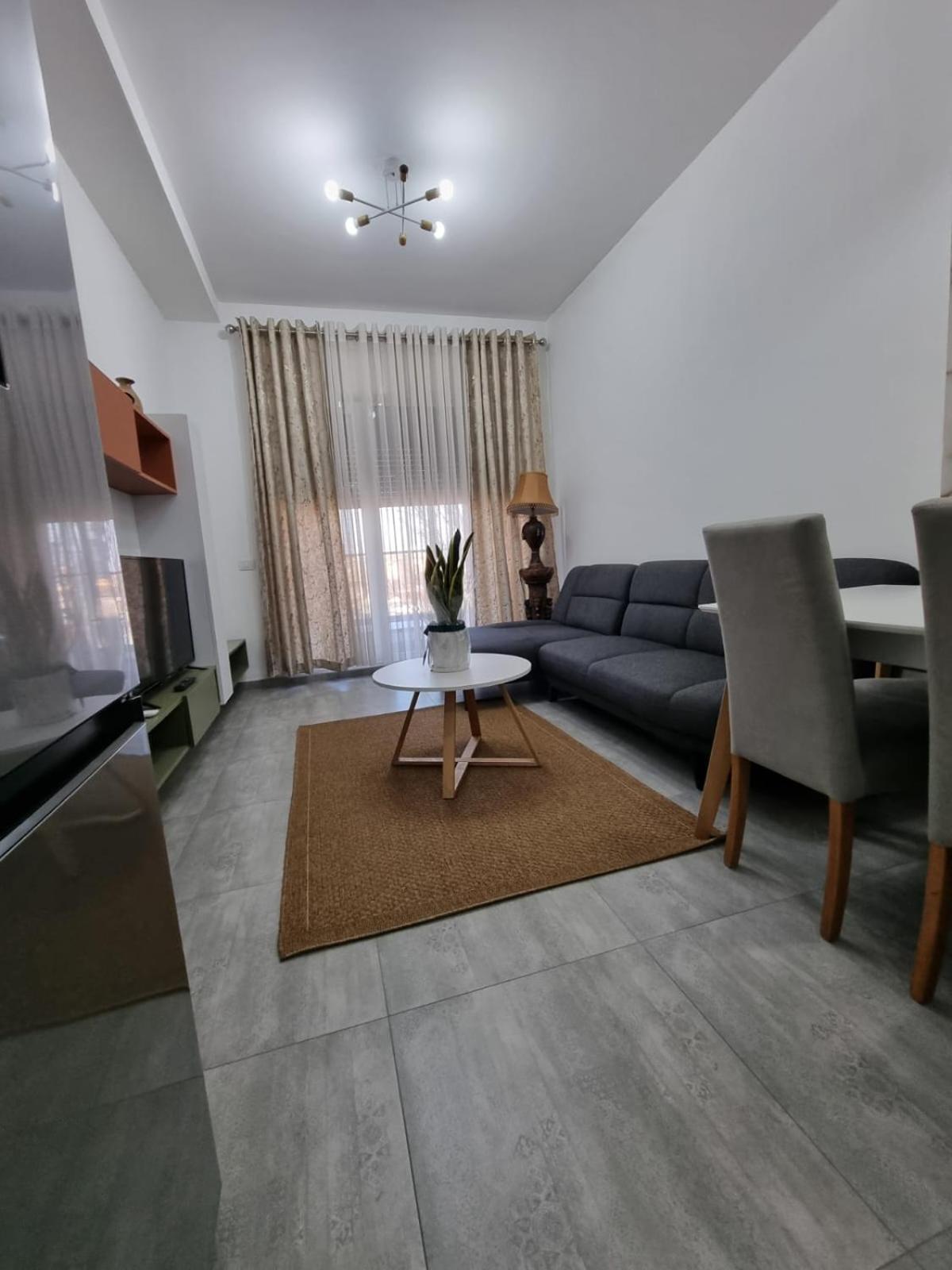 Odahousetirana Apartman
